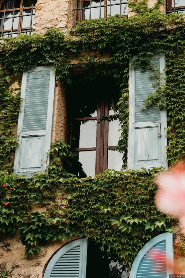Вилла Domaine Des Bruguieres Entrecasteaux Экстерьер фото