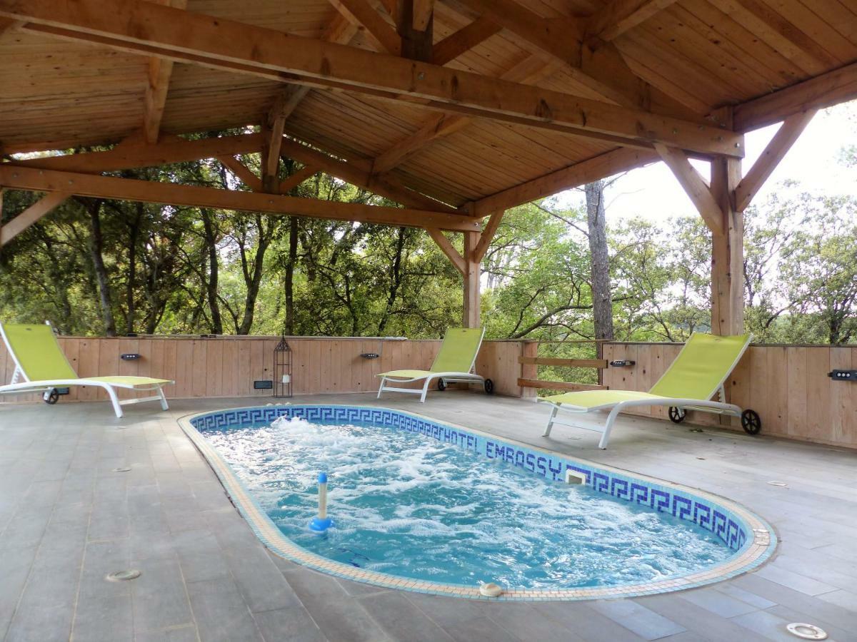 Вилла Domaine Des Bruguieres Entrecasteaux Экстерьер фото